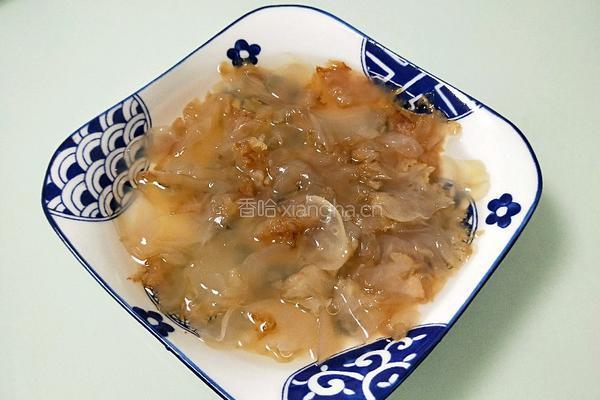 凉拌海蜇片的做法图解2