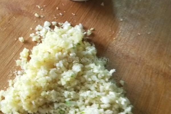 炸豆腐丸子的做法图解2
