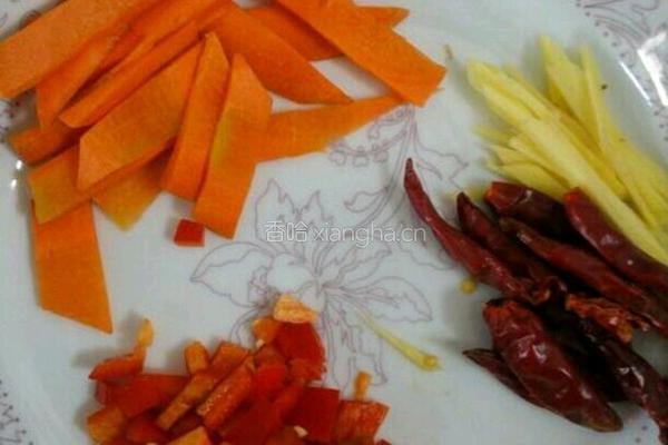 辣爆芹菜的做法图解3