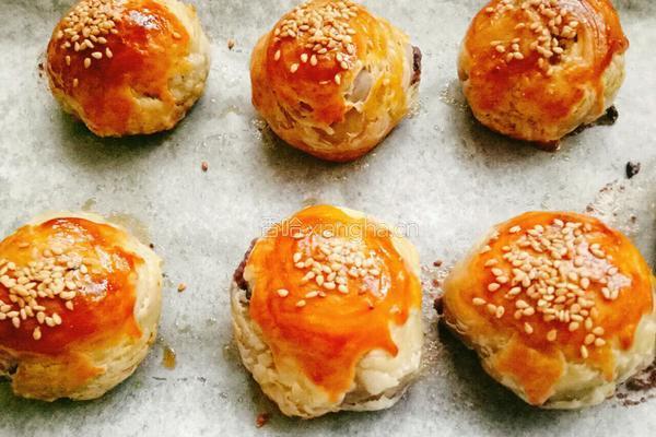 蛋黄酥的做法图解11