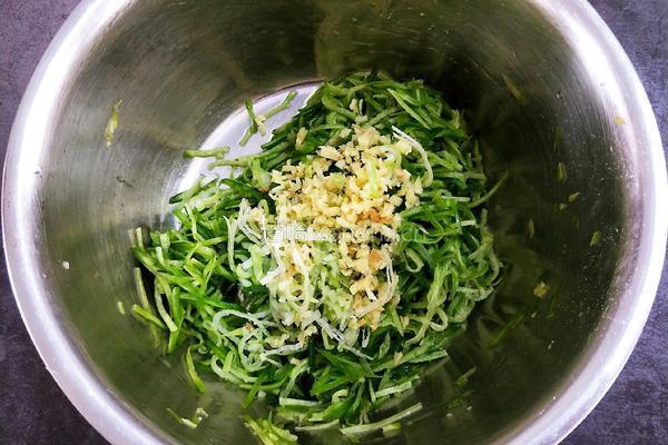 萝卜丝丸子的做法图解7