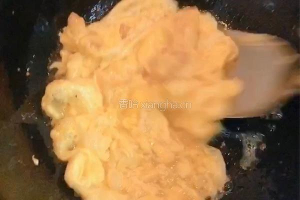 菠菜炒蛋的做法图解2