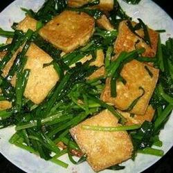 韭菜爆豆干的做法[图]