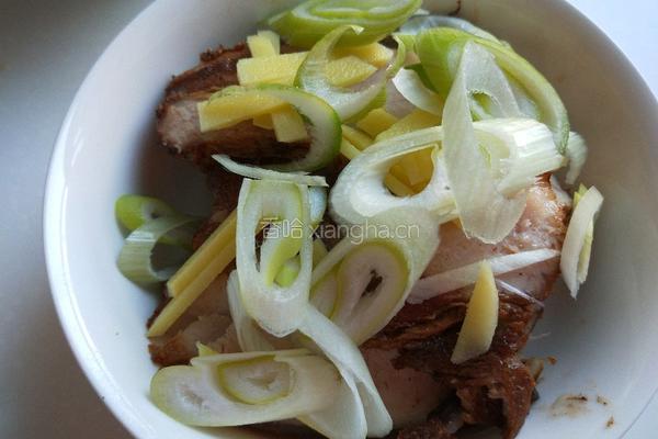 新文美食 酱油扣肉的做法图解4