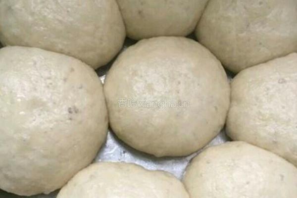 剩馒变美食的做法图解1