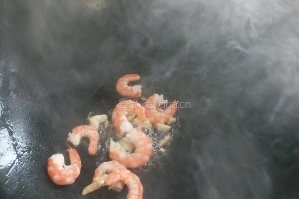 莴笋虾仁炒鸡蛋的做法图解4
