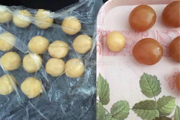 蛋黄月饼的做法图解6