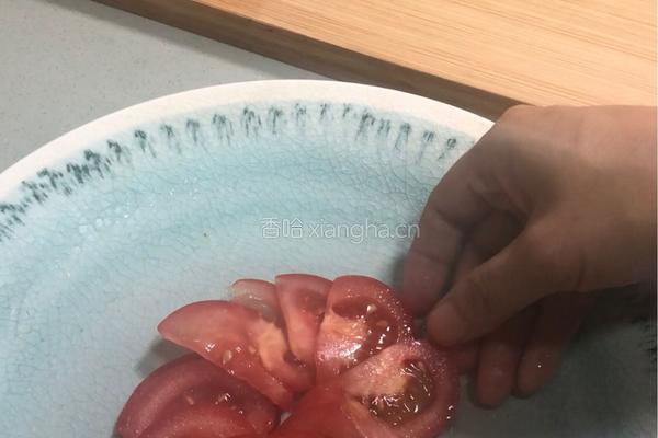 糖拌西红柿的做法图解4