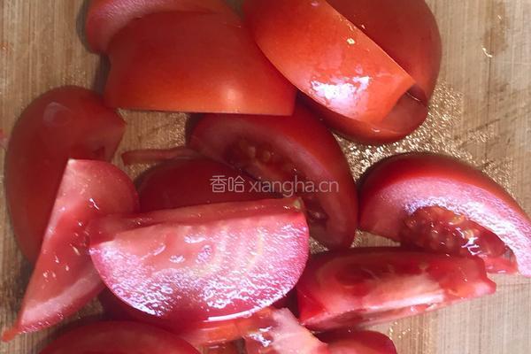 番茄煮红杉鱼的做法图解2
