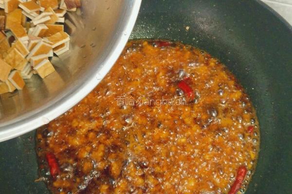 炸豆腐干（麻辣米线里面的那种豆腐干）的做法图解7