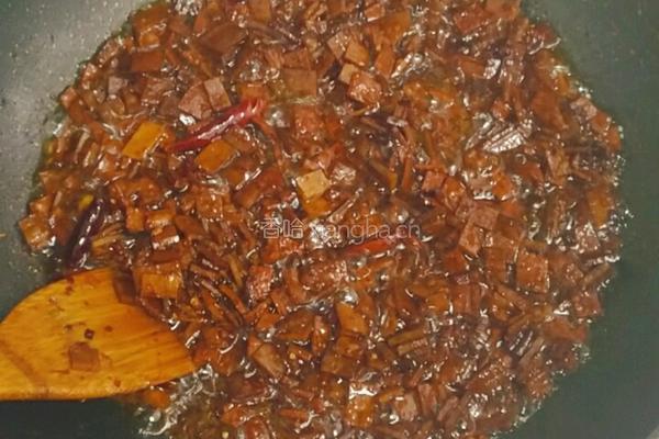 炸豆腐干（麻辣米线里面的那种豆腐干）的做法图解11