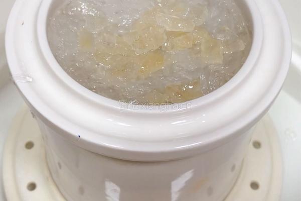 冰糖炖燕窝的做法图解7