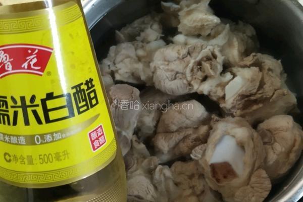 鲜美骨头汤的做法图解6