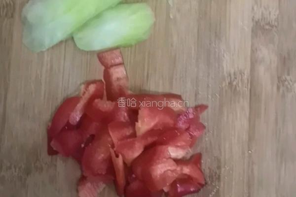 素炒元宵的做法图解2