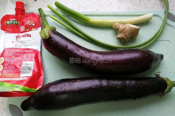 糖醋茄子的做法图解1