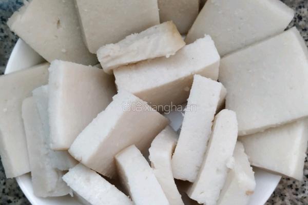 炒菜头粿（萝卜糕）的做法图解1