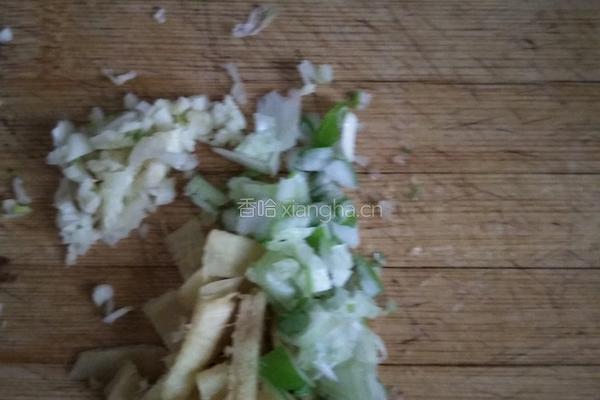 辣白菜汤的做法图解1
