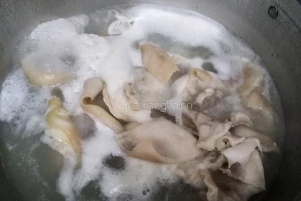 孜然香辣猪皮的做法图解2
