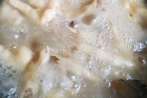 凉拌鸡爪莲藕的做法图解2