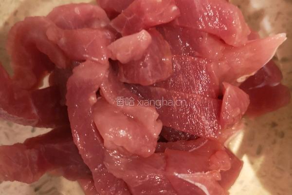 冬日暖心白菜粉丝肉的做法图解2