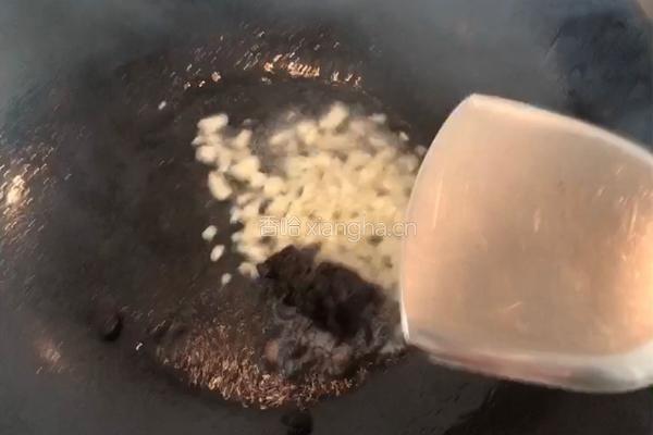豆豉蒜蓉油麦菜的做法图解2