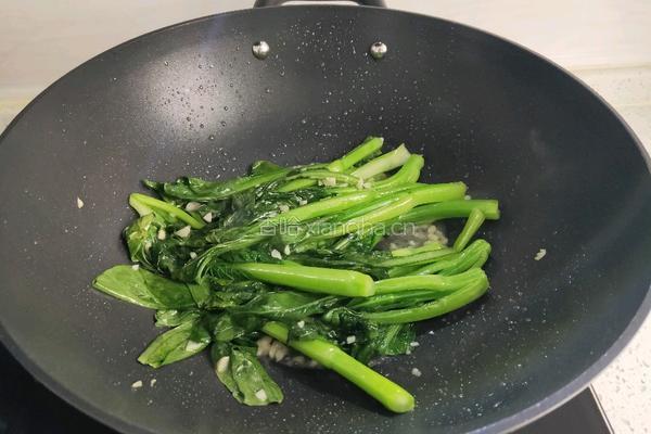 蒜蓉菜心的做法图解6