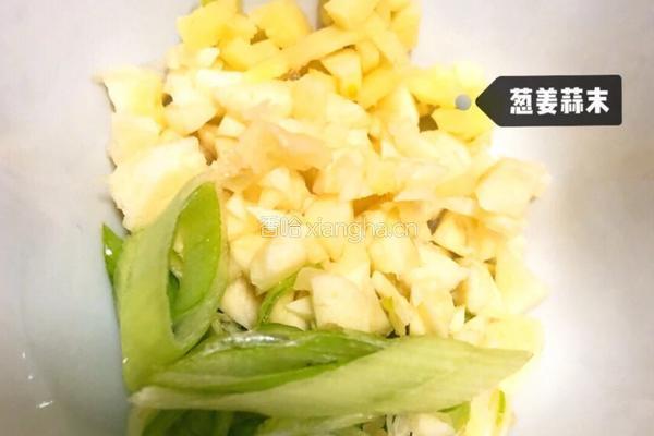 蜜汁烤鸡腿的做法图解2