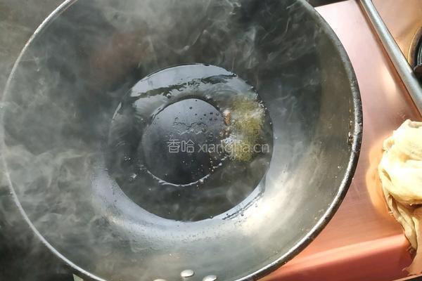 糖醋排骨的做法图解3