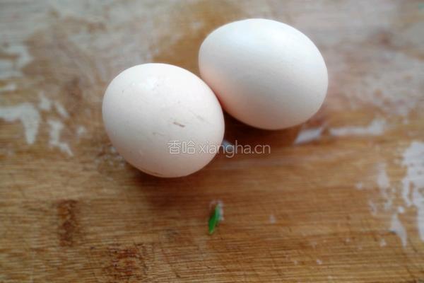 油麦菜炒鸡蛋的做法图解2