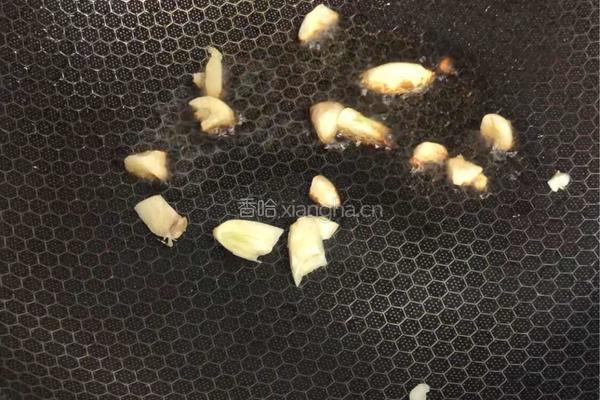 青瓜炒肉的做法图解1