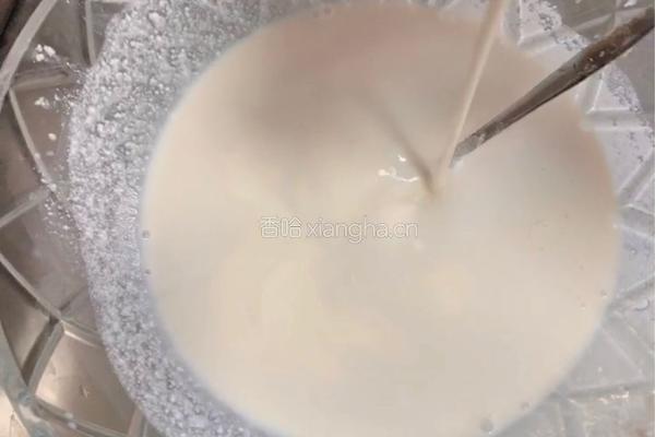 椰浆淡奶油松饼的做法图解4
