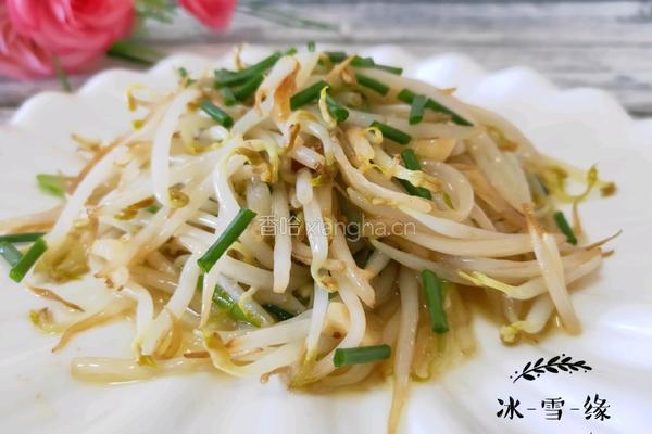 清炒豆芽的做法图解1