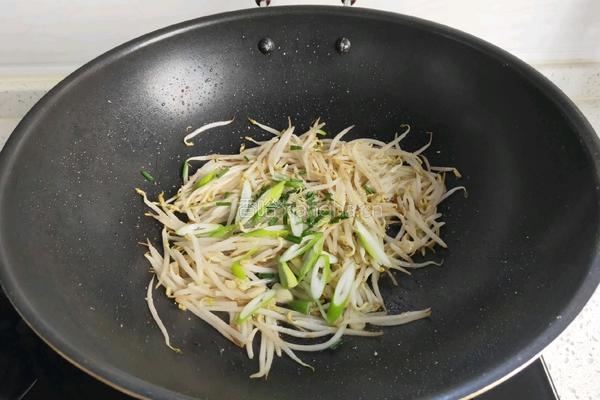 清炒豆芽的做法图解6