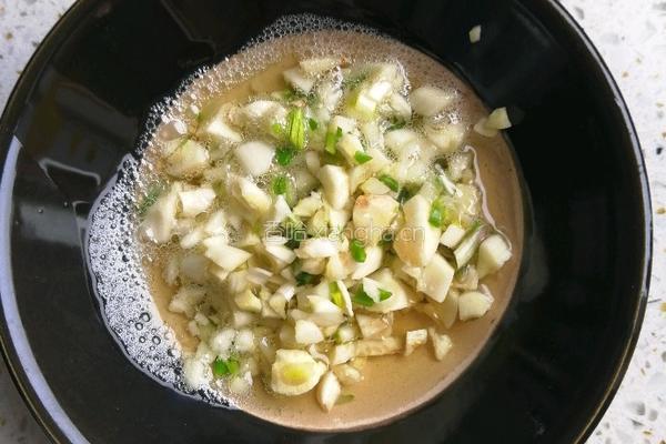 〔正月十五闹元宵〕蒜蓉粉丝蒸大虾的做法图解6