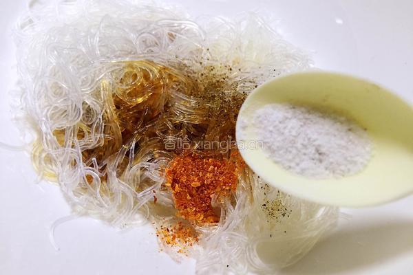 蒜蓉粉丝蒸扇贝的做法图解9