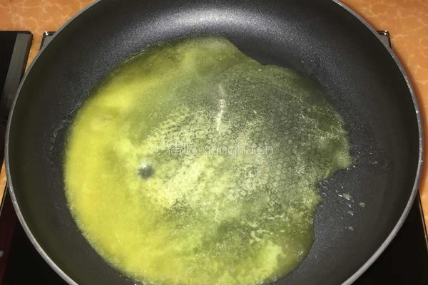 草莓雪花酥的做法图解2