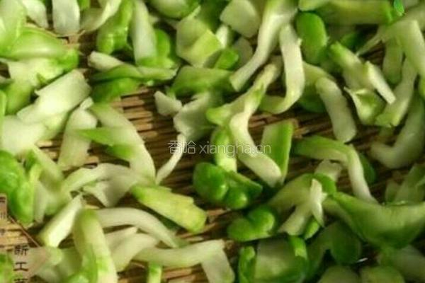 榨菜咸菜的做法图解2