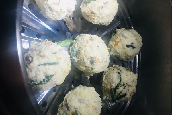重庆红薯腊肉圆子的做法图解5