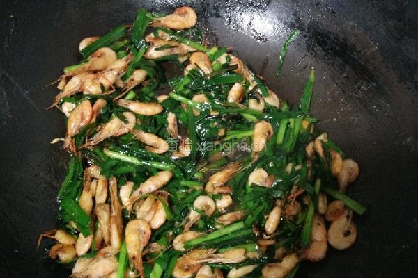 韭菜炒河虾的做法图解14