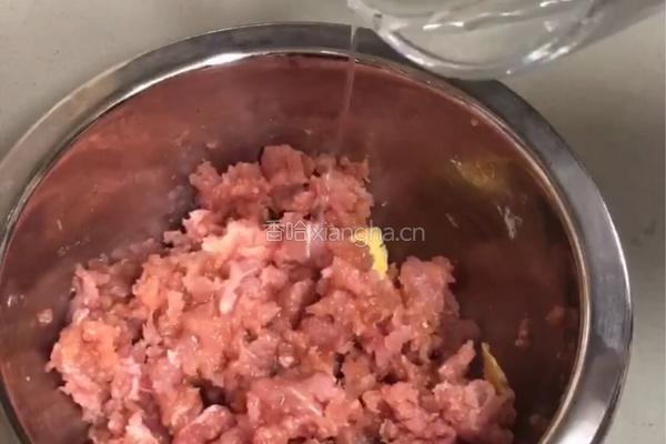 正月十五闹元宵－南瓜蒸肉饼的做法图解6