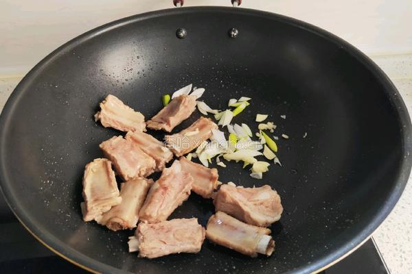 糖醋排骨的做法图解4