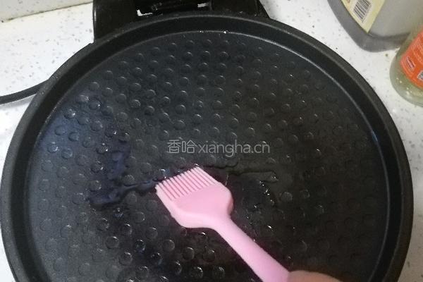 卡通早餐鸡蛋饼的做法图解3