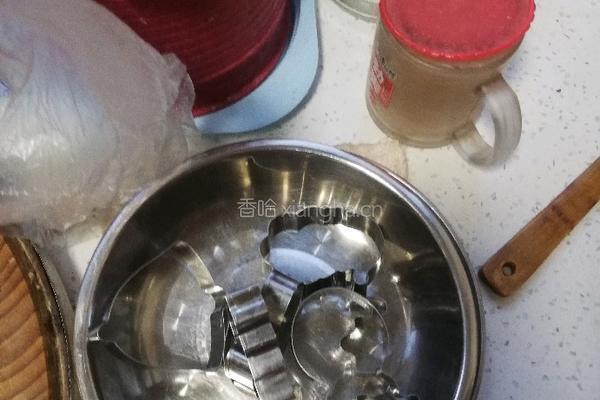 卡通早餐鸡蛋饼的做法图解4
