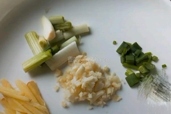 椒盐皮皮虾的做法图解3