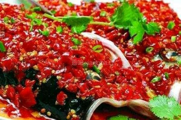 剁椒鱼头的做法图解6