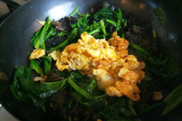 正月十五闹圆宵 木耳菠菜炒鸡蛋的做法图解11