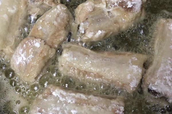 椒盐排骨的做法图解5