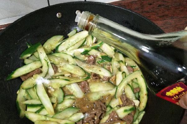 青瓜炒牛肉的做法图解12