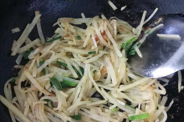 葱花土豆丝的做法图解8