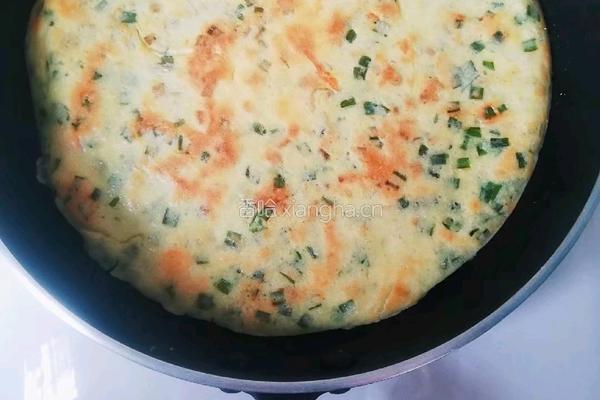 虾肉韭菜煎饼的做法图解7